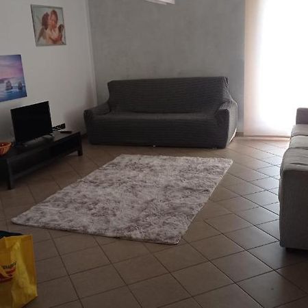 Апартаменты Rebecca'S House Асти Экстерьер фото